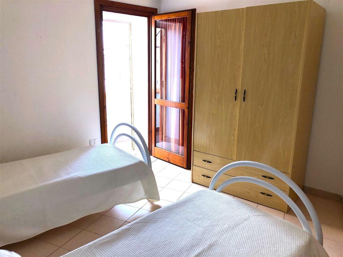 Apartment Romina Tergu エクステリア 写真