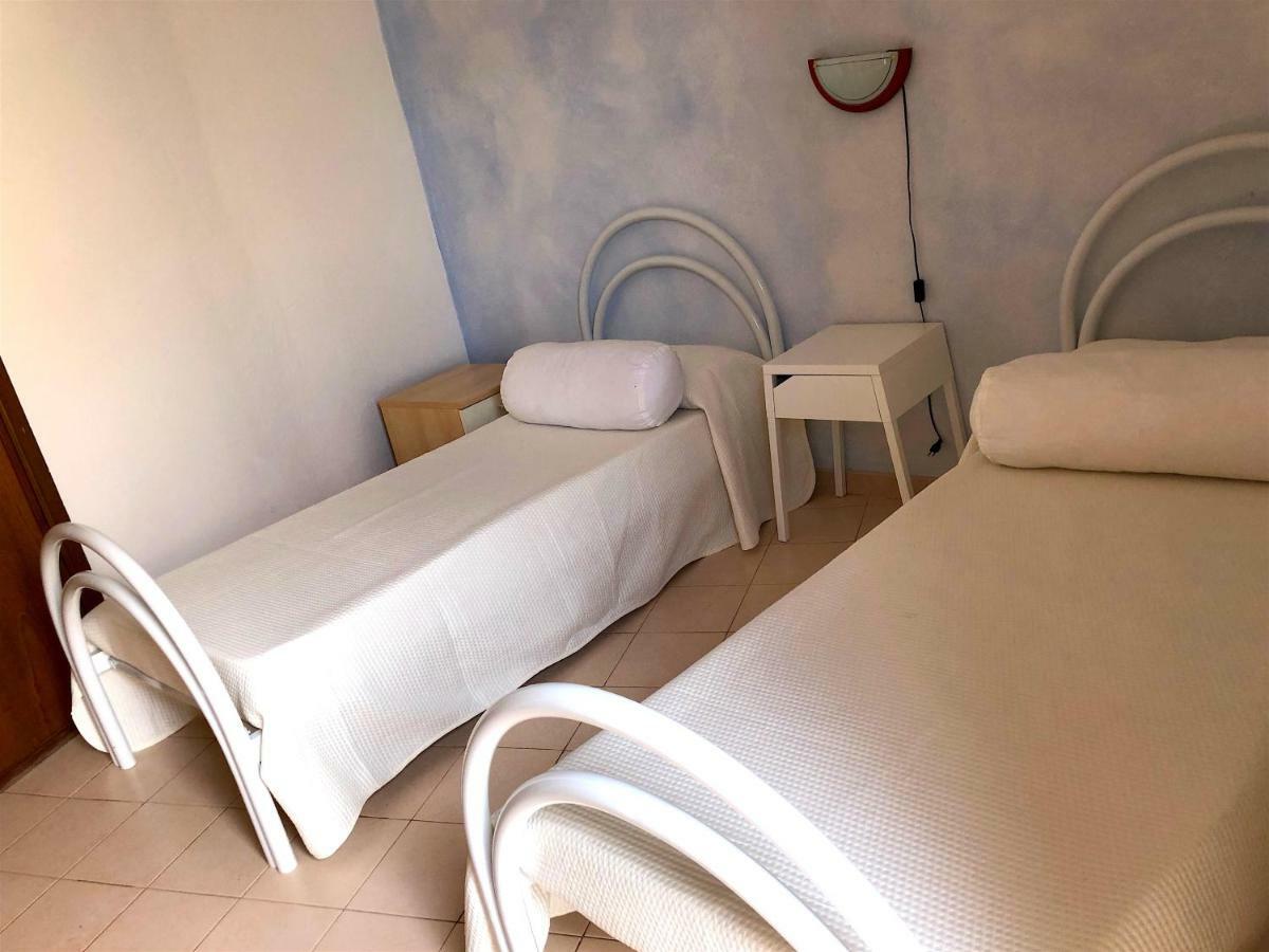 Apartment Romina Tergu エクステリア 写真